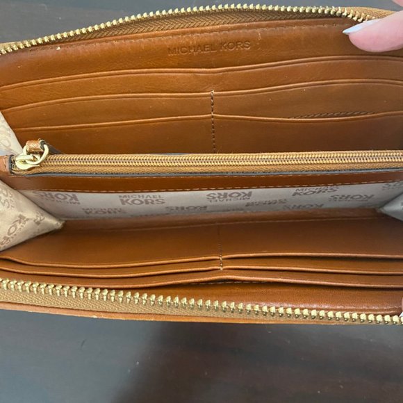 MK monogram wallet - Picture 3 of 4